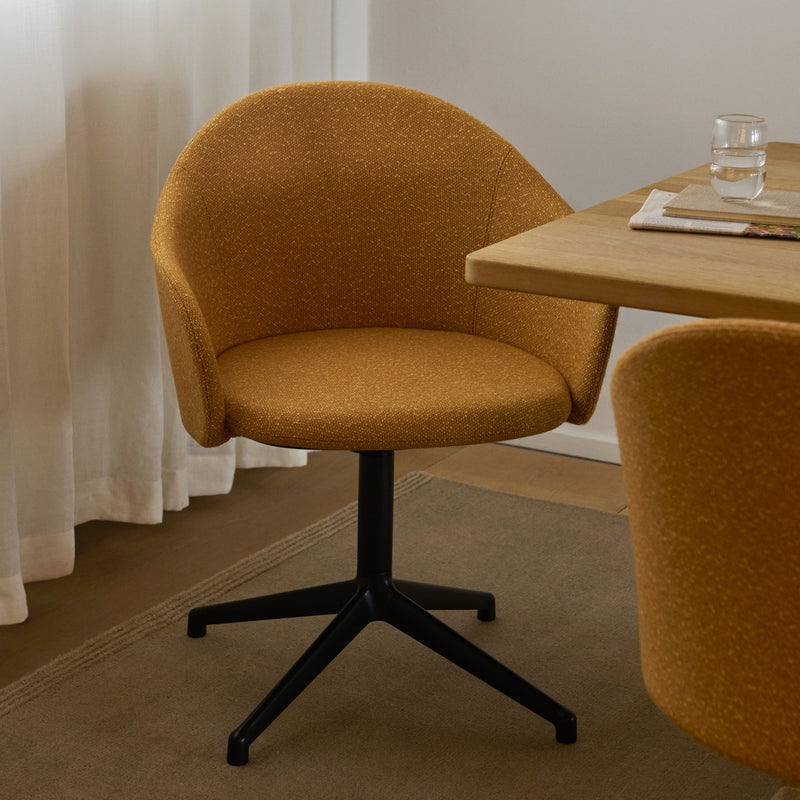 Gomo Armchair - 4 Point Swivel Base