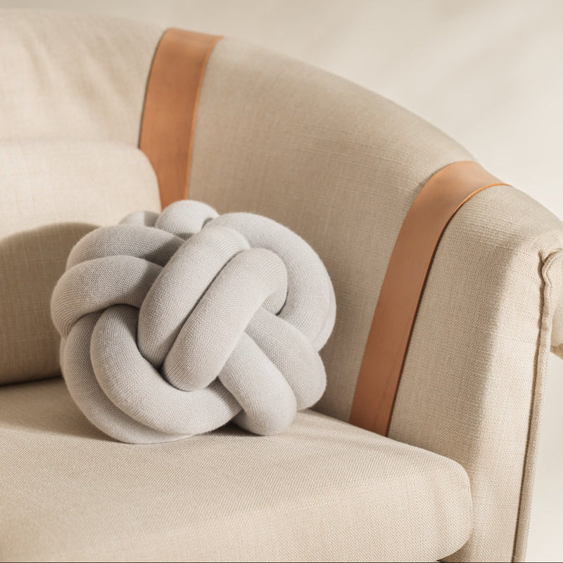 Knot Cushion - White Grey - OUTLET