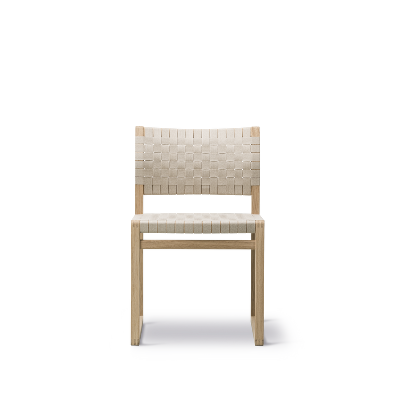 BM61 Chair - Linen Webbing