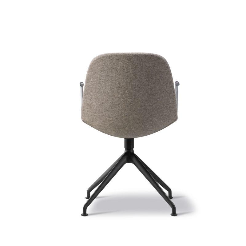 Eyes Swivel Armchair X-Base