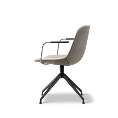 Eyes Swivel Armchair X-Base