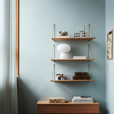Loop Shelf