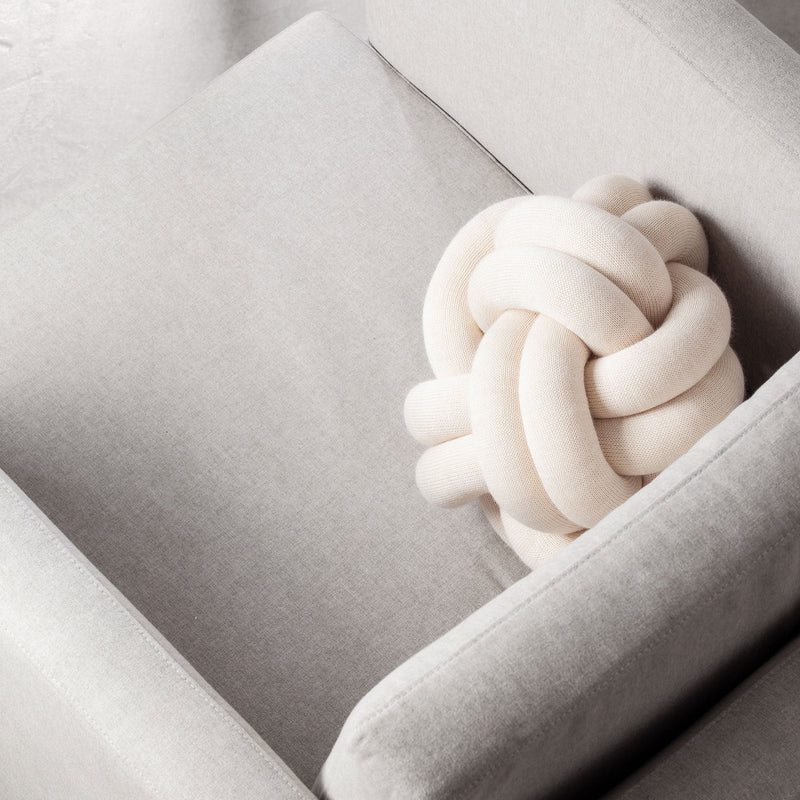 Knot Cushion