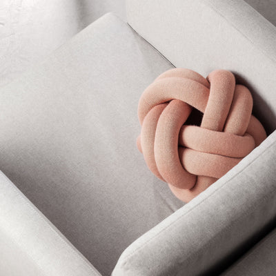 Knot Cushion